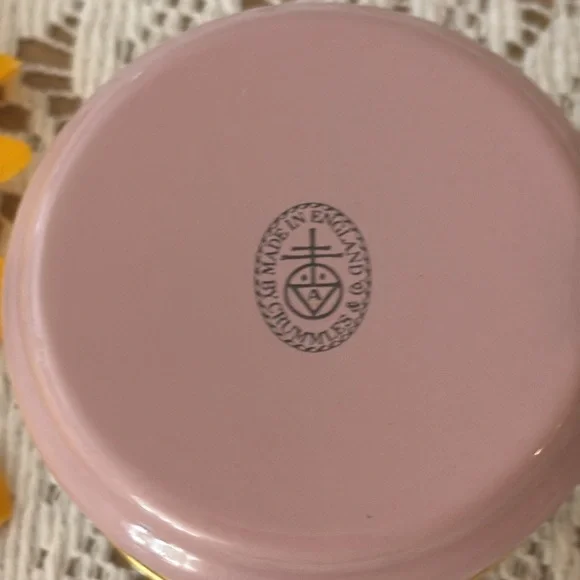 💐Crummles & Co; Vintage, Made in England - Enamel Maypole Kate Greenway Trinket - Picture 5 of 10